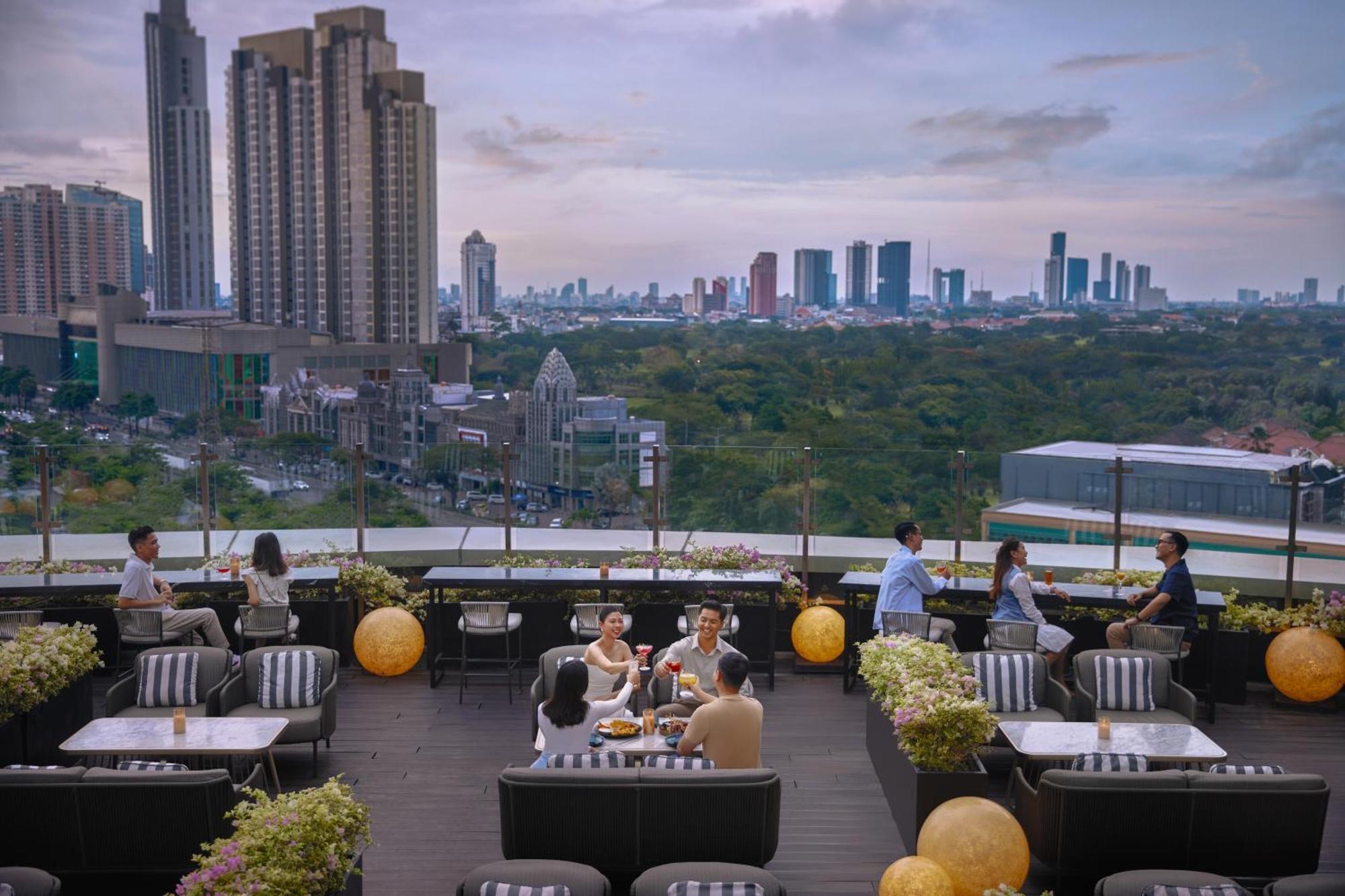 Four Points By Sheraton Surabaya, Pakuwon Indah Екстер'єр фото